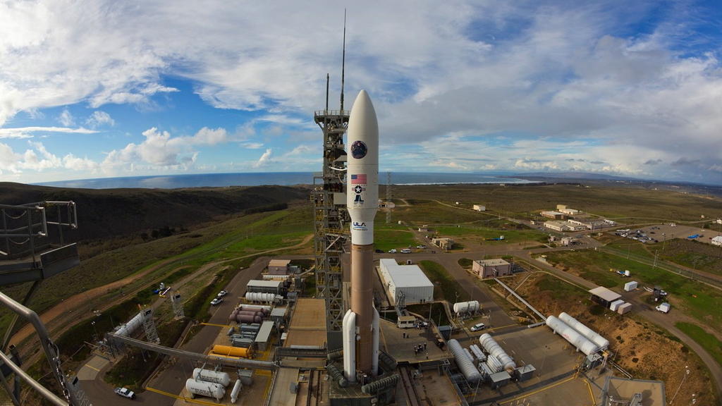 Photo of Atlas V at the Complex 3-E Vandenburg Air Force Station in Vandenburg, CA.